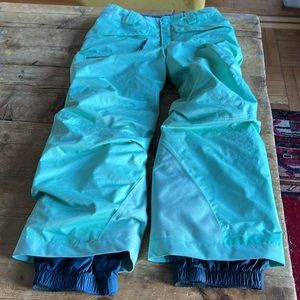 Patagonia Aquamarine Snowbelle ski pants.